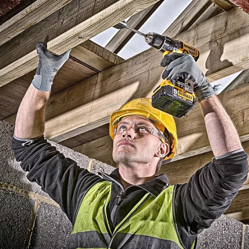 DeWalt DCD791P2 дрель-шуруповер (2 x 5 Ач, ЗУ)