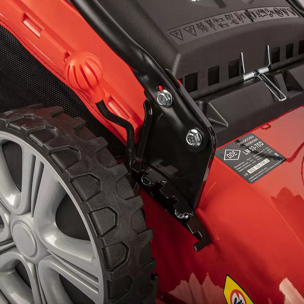 DDE LM 53-70 DE газонокосилка бензиновая 791-943