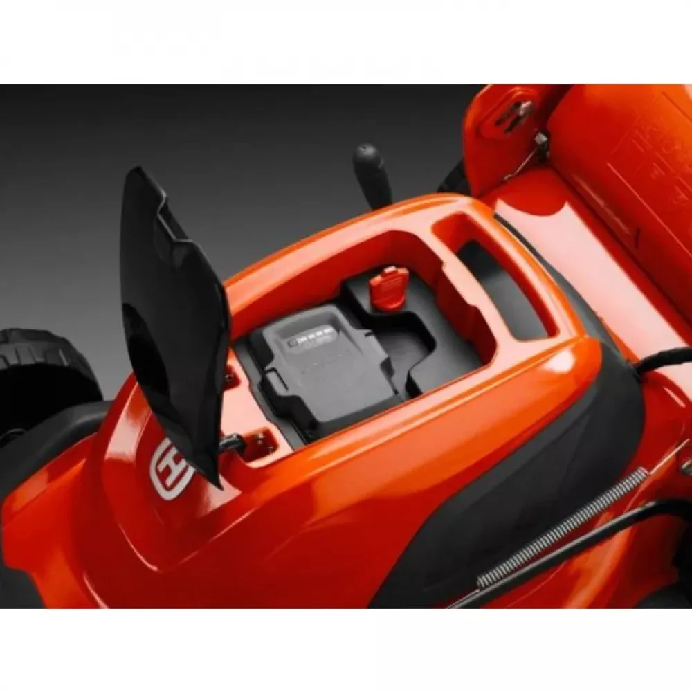 Husqvarna LC 141Li аккумуляторная газонокосилка (без АКБ и ЗУ) 9676284-01