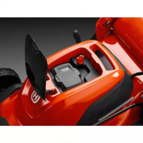 Husqvarna LC 141Li аккумуляторная газонокосилка (без АКБ и ЗУ) 9676284-01