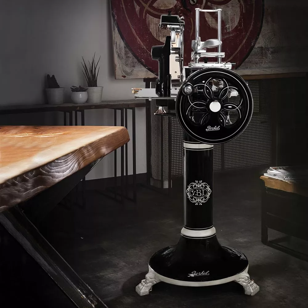 Слайсер Berkel Flywheel (Volano) B2 черный на подставке