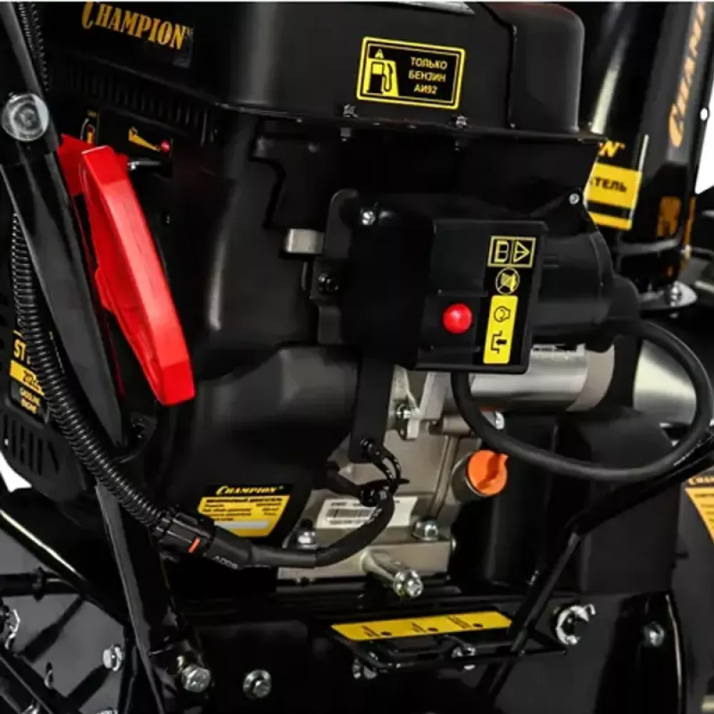 CHAMPION STT761E бензиновый снегоуборщик