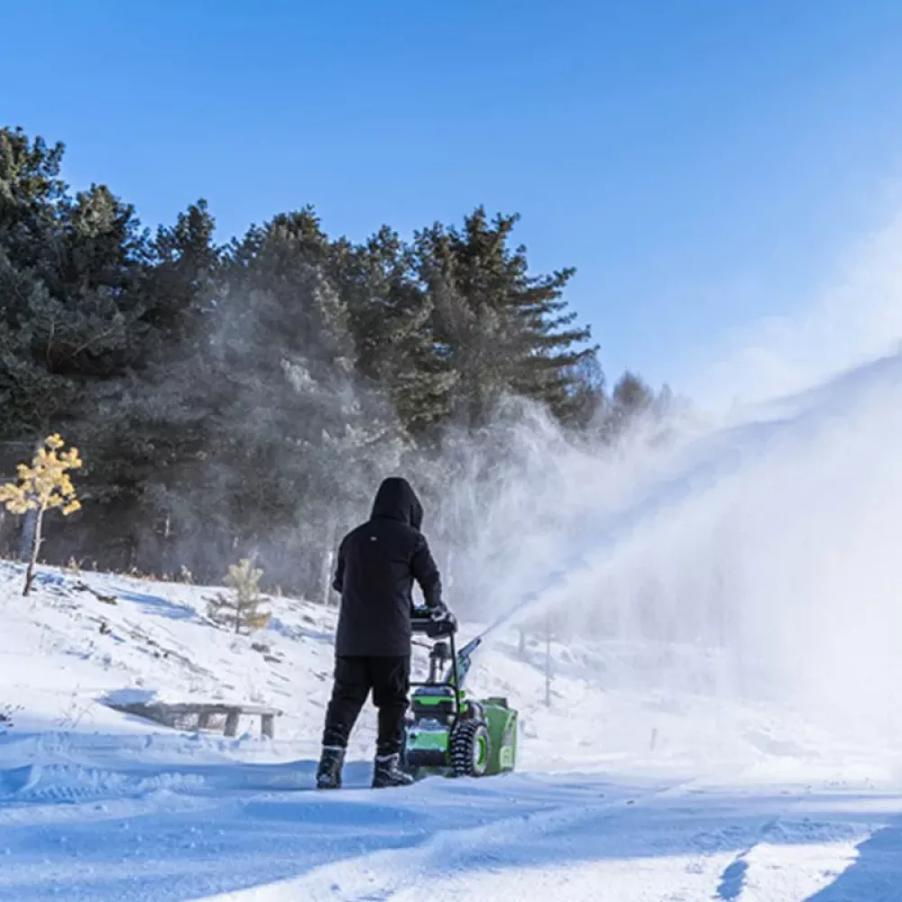 Greenworks GD82ST56 аккумуляторный снегоуборщик самоходный (без АКБ и ЗУ) 2602807