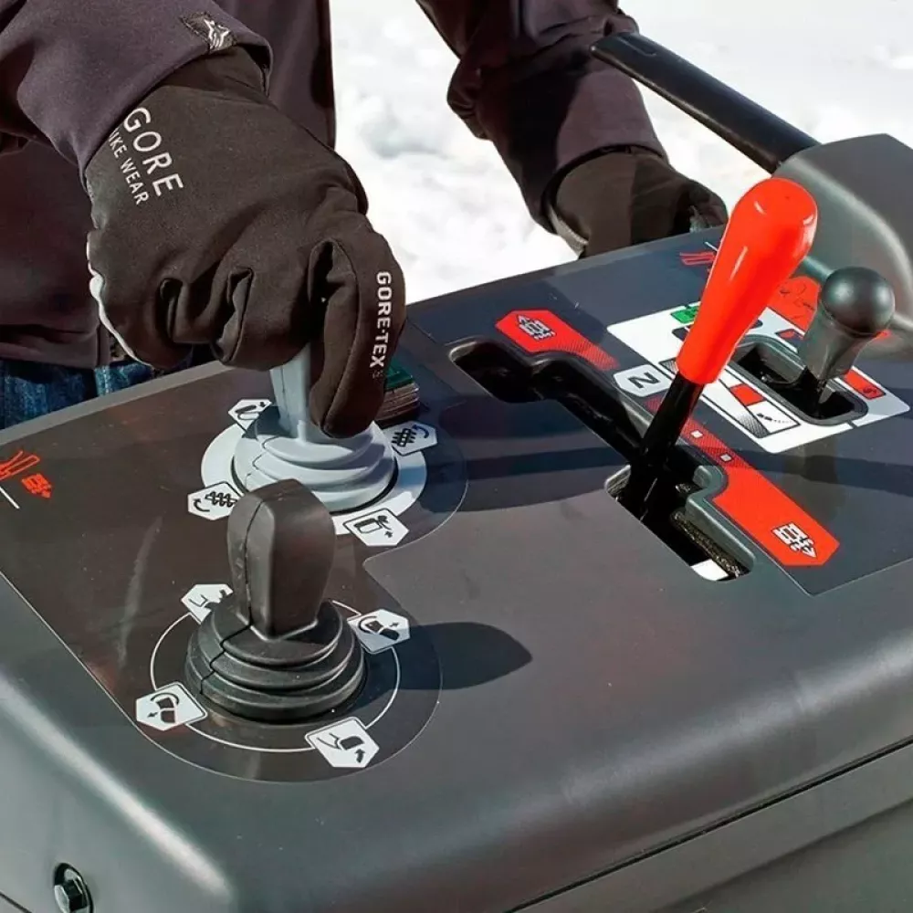 HONDA HSM 1380 IE снегоуборщик бензиновый, HSM1380IK1ETD