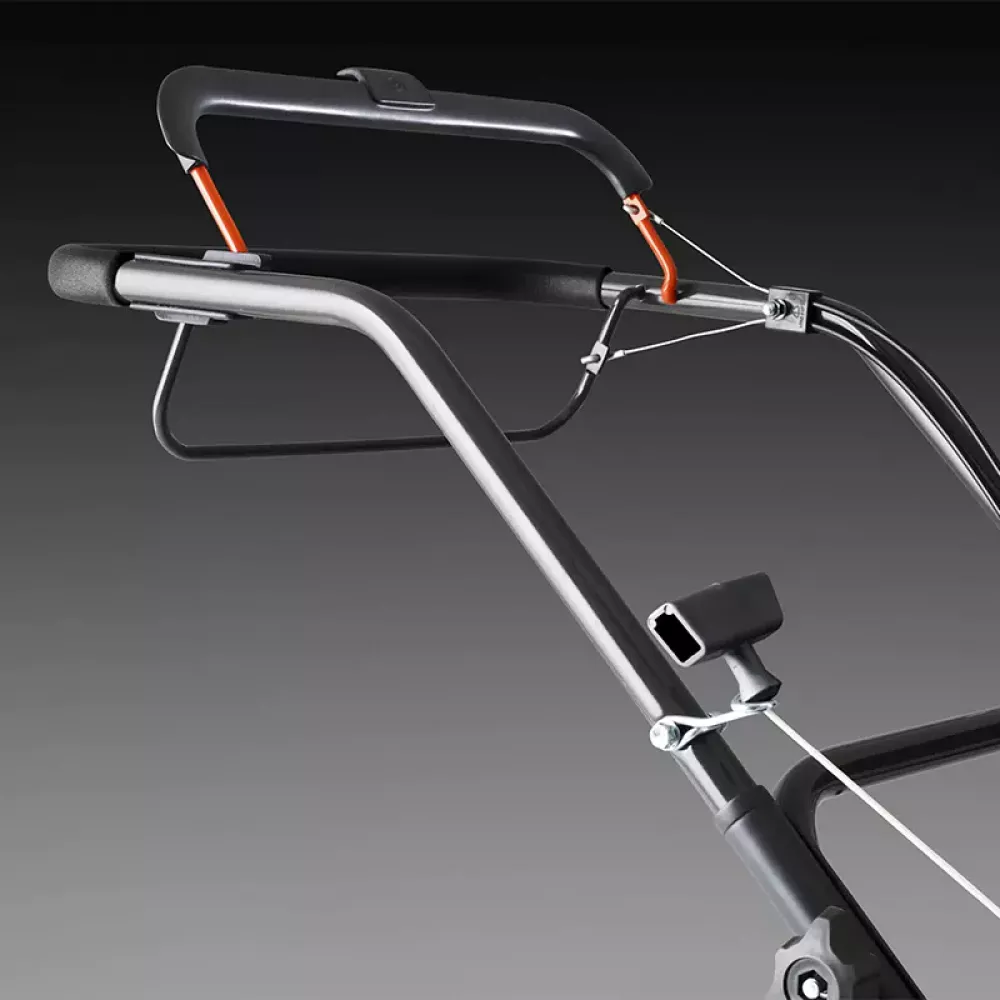 Газонокосилка бензиновая Husqvarna LC 151, 9704883-01