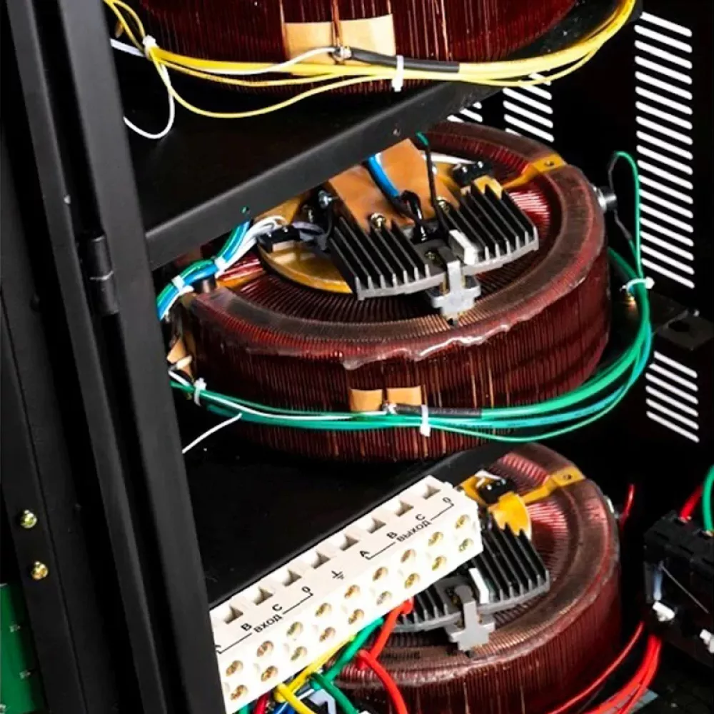 Ресанта АСН-20000/3-ЭМ трехфазный стабилизатор напряжения 63/4/6