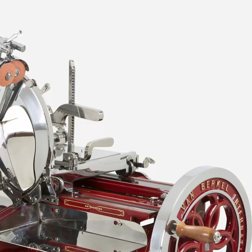 Слайсер Berkel Flywheel (Volano) L16 красный на подставке
