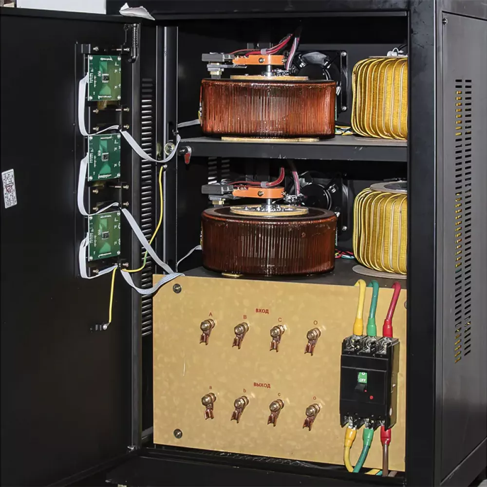 Ресанта АСН-45000/3-ЭМ трехфазный стабилизатор напряжения 63/4/14