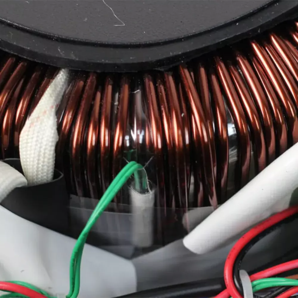 ЭНЕРГИЯ Voltron 5% 15000 трехфазный стабилизатор напряжения Е0101-0200