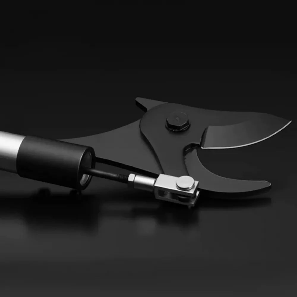 Caiman CN-945 аккумуляторный секатор