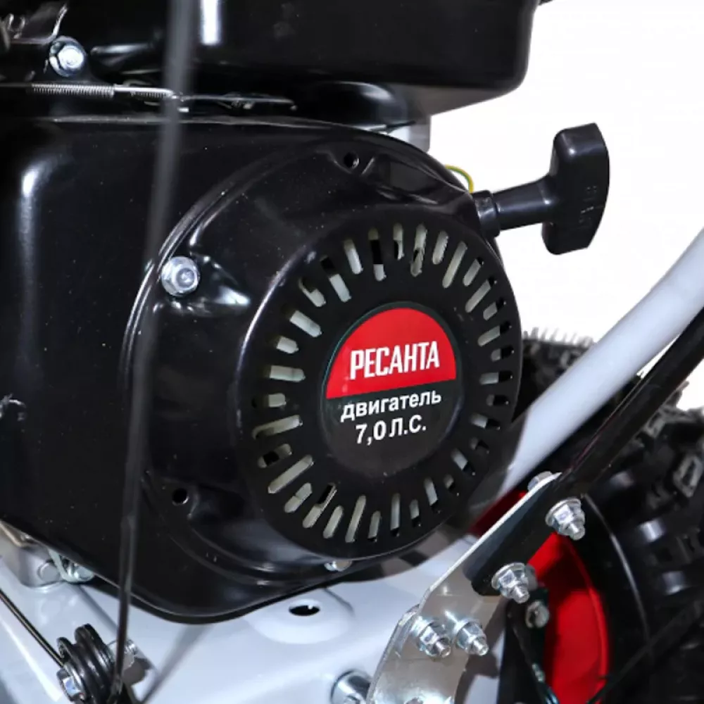 Ресанта СБ 4000 бензиновый снегоуборщик 70/7/29